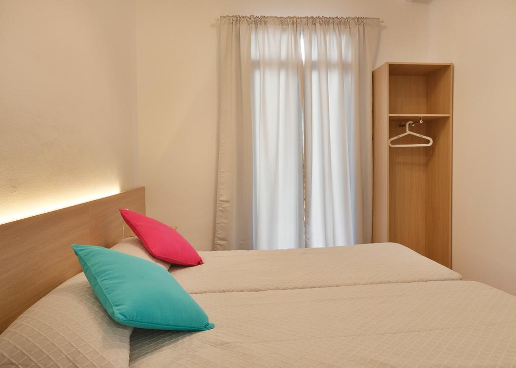 Apartaments Olivier Barselona Oda fotoğraf